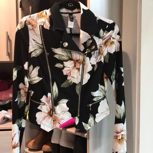 Gorgeous Flower Blazer